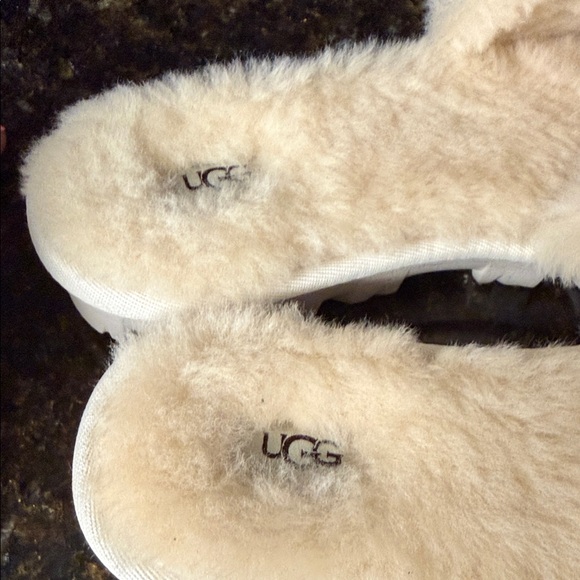 UGG Plush Tan Slippers - Picture 6 of 6